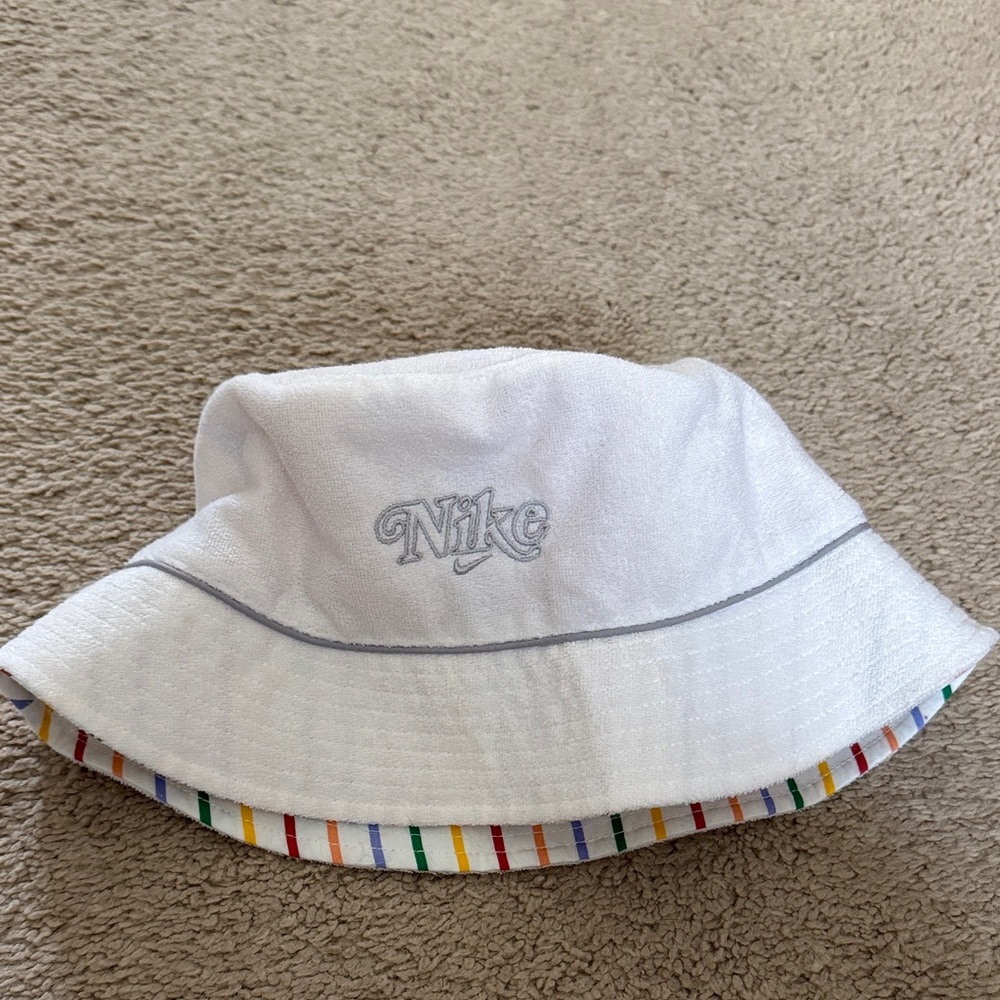 Women’s Nike Bucket Hat